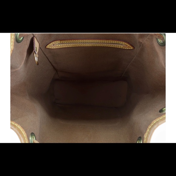 Louis Vuitton Monogram Montsouris MM Backpack - Picture 6 of 14